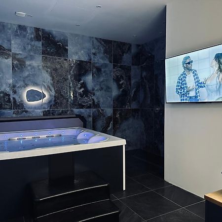 Delicate Addiction Spa ล็องส์ ภายนอก รูปภาพ